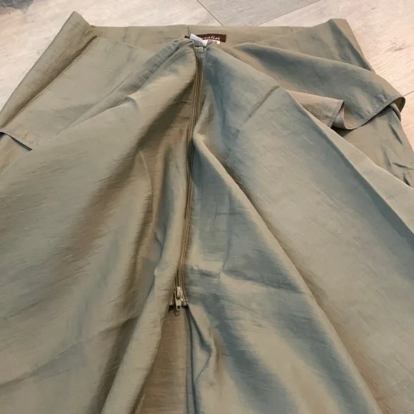 NWT Surrealist asymmetrical front zip long skirt - Picture 10 of 10